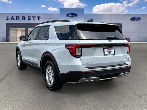 New 2026 Ford Explorer Active w/ Active Comfort Package RWD image 5