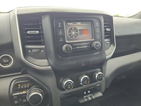 Used 2022 RAM 1500 Big Horn AWD/4WD image 21