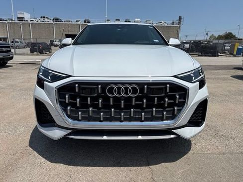 Used 2024 Audi Q8 Prestige w/ Prestige Package AWD/4WD image 6