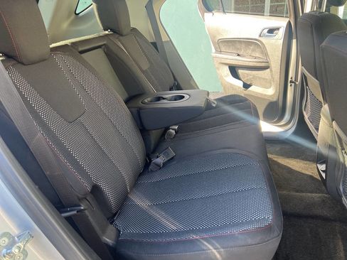 Used 2017 Chevrolet Equinox LT w/ Convenience Package image 13