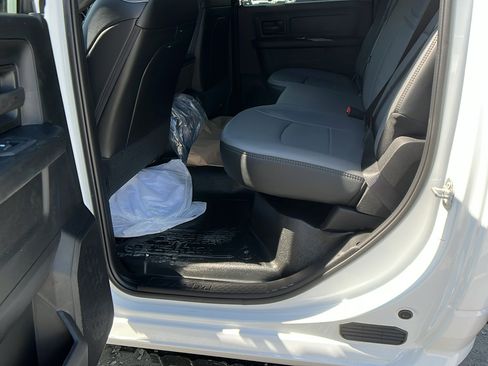 New 2026 RAM 4500 Tradesman w/ Chrome Appearance Group image 20