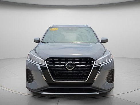 Used 2021 Nissan Kicks SV FWD image 4