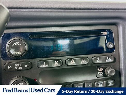 Used 2006 Chevrolet Silverado 2500 LT w/ Snow Plow Prep Package AWD/4WD image 14