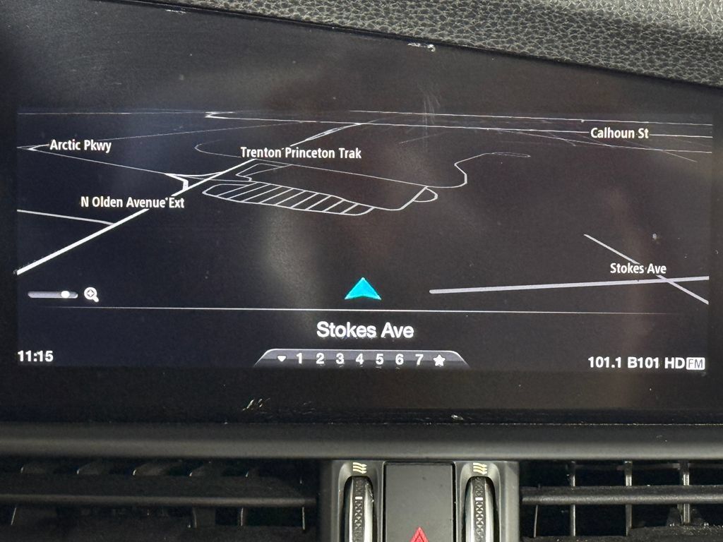 Used 2018 Alfa Romeo Giulia AWD image 41