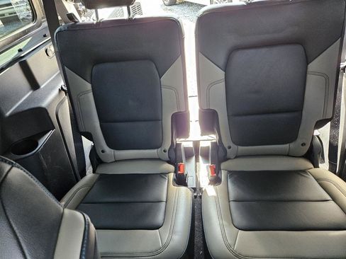 Used 2023 Ford Bronco Wildtrak AWD/4WD image 12
