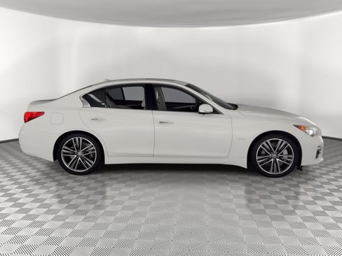 Used 2014 INFINITI Q50 Sport w/ Deluxe Technology Package AWD/4WD image 8