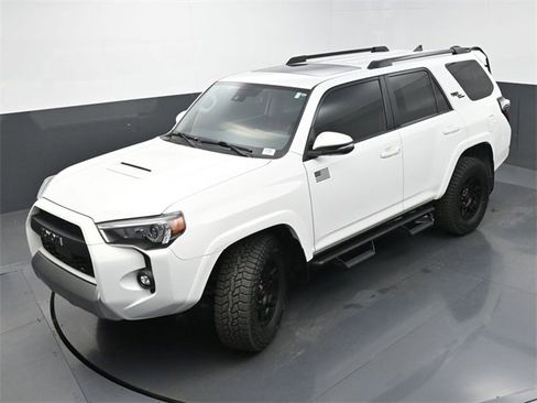 Used 2022 Toyota 4Runner TRD Off-Road Premium image 37