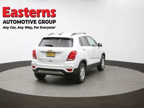 Used 2020 Chevrolet Trax LT w/ LT Convenience Package image 38