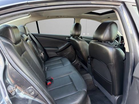Used 2010 Nissan Altima 2.5 SL w/ SL Pkg image 12