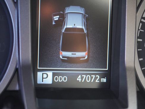 Used 2023 Toyota Tacoma SR5 RWD image 7