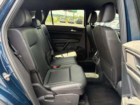 Used 2020 Volkswagen Atlas Cross Sport SE w/ Towing Package AWD/4WD image 19