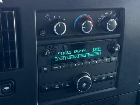 New 2025 Chevrolet Express 2500 w/ Driver Convenience Package image 19
