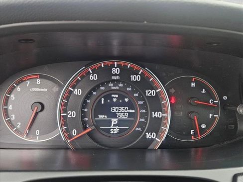 Used 2017 Honda Accord Sport image 11