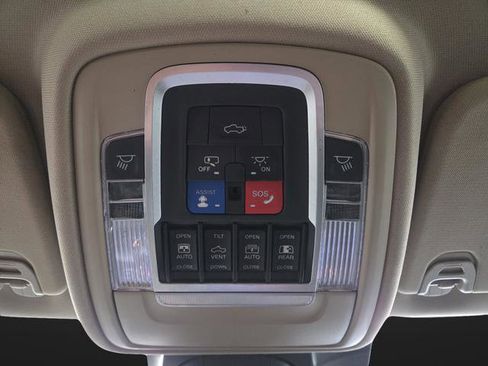 Used 2021 RAM 1500 Laramie image 27