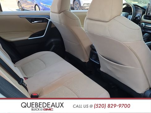 Used 2021 Toyota RAV4 XLE FWD image 24