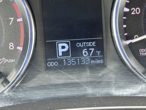 Used 2015 Toyota Highlander Plus AWD/4WD image 16