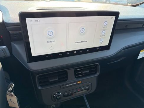 New 2026 Ford Maverick XL image 13