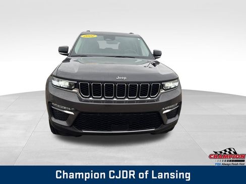 Used 2022 Jeep Grand Cherokee Limited image 9