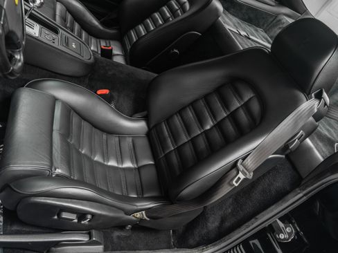 Used 1998 Ferrari 550 Maranello Coupe RWD image 22