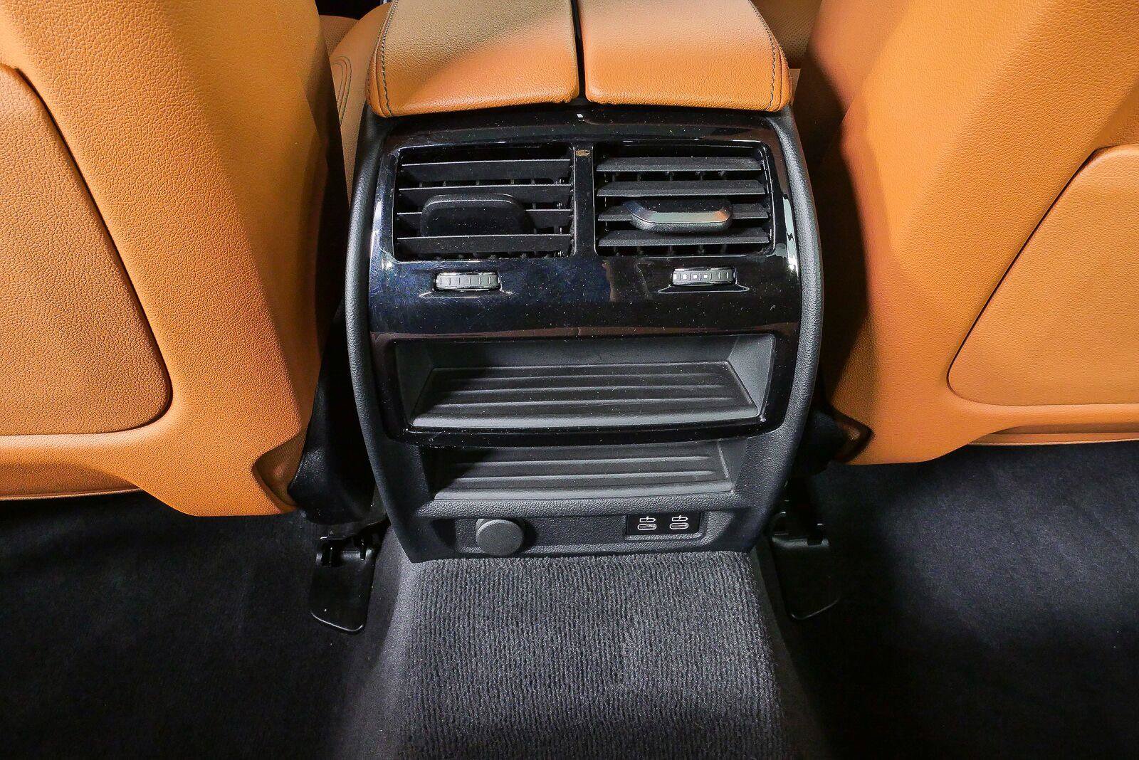 Used 2021 BMW 540i xDrive AWD/4WD image 17