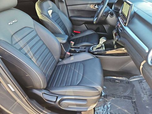 Used 2023 Kia Forte GT-Line w/ GT-Line Premium Package image 23