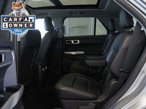 Used 2023 Ford Explorer XLT w/ Equipment Group 202A AWD/4WD image 29