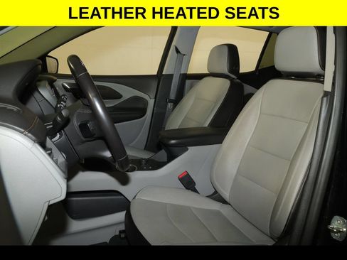 Used 2021 GMC Terrain SLT w/ Infotainment Package II AWD/4WD image 3