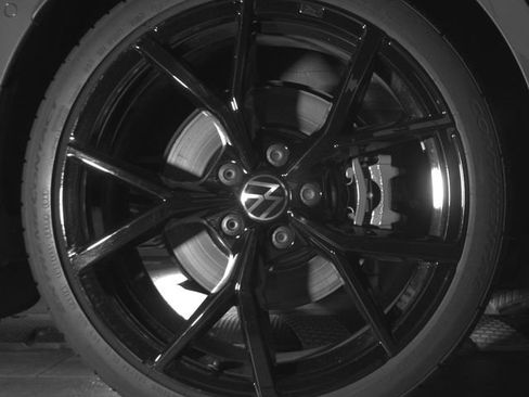 Used 2024 Volkswagen GTI Autobahn FWD image 15