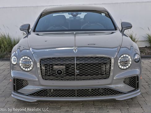 New 2025 Bentley Flying Spur Plug-In Hybrid image 2