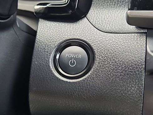 Used 2025 Toyota Camry LE image 16