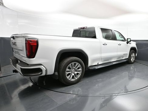 Used 2023 GMC Sierra 1500 Denali w/ Technology Package AWD/4WD image 31