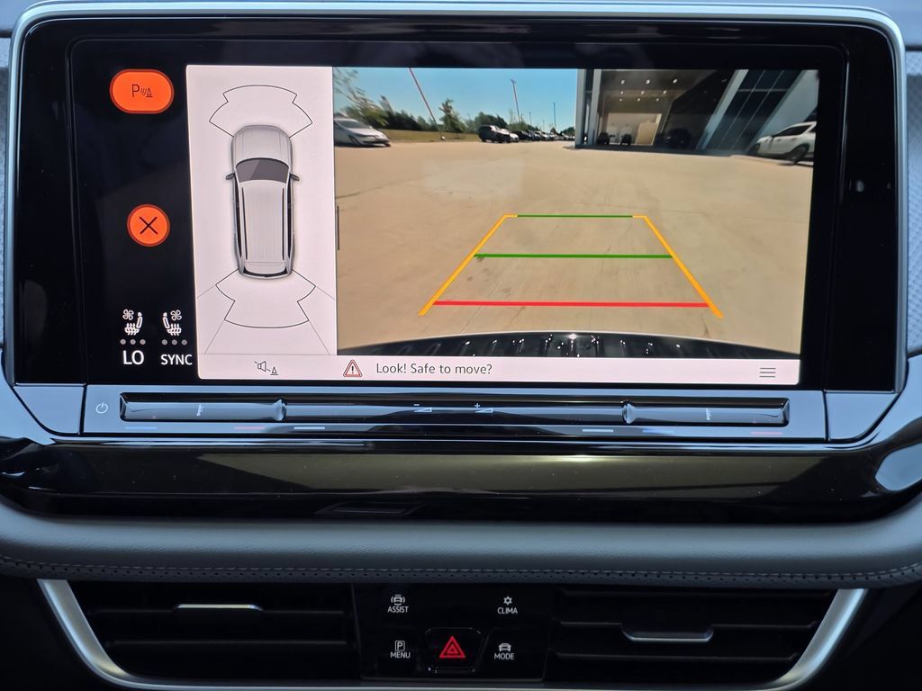 New 2026 Volkswagen Atlas Peak Edition AWD/4WD image 17
