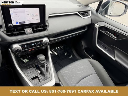 Used 2025 Toyota RAV4 XLE AWD/4WD image 23