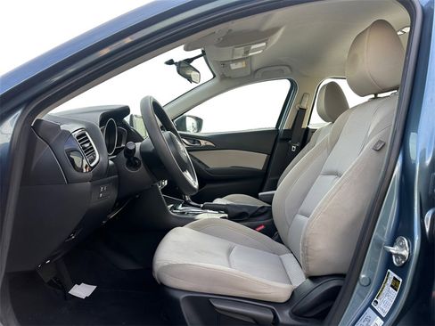 Used 2016 MAZDA MAZDA3 i Sport w/ Preferred Equipment Package image 9