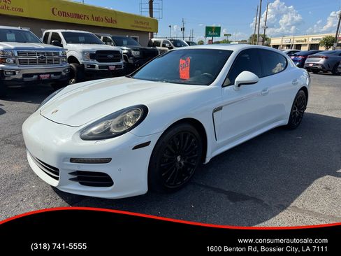 Used 2016 Porsche Panamera image 1