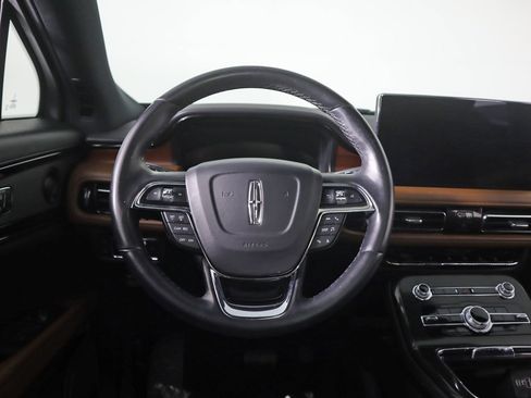 Used 2022 Lincoln Nautilus Reserve w/ Monochromatic Package image 43