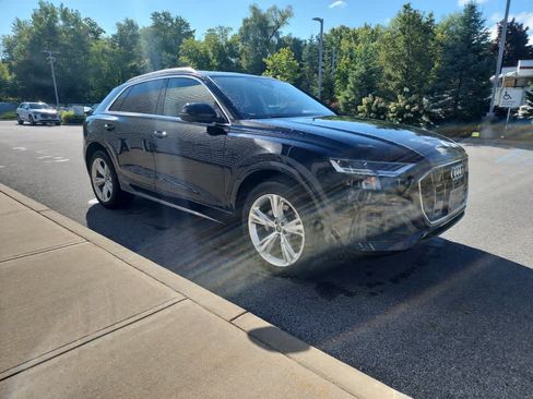Used 2022 Audi Q8 Premium Plus AWD/4WD image 10