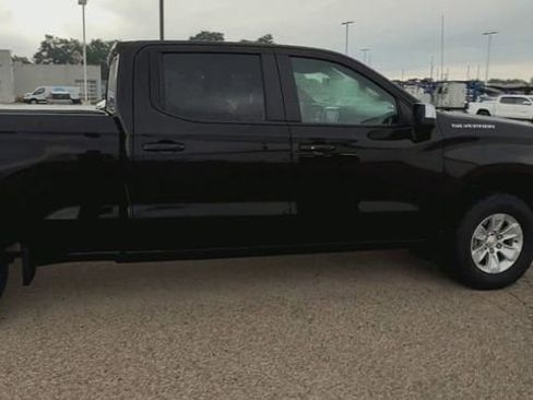 Used 2021 Chevrolet Silverado 1500 LT w/ Safety Package II image 12