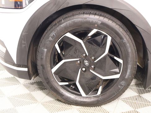 Used 2023 Hyundai Ioniq 5 SEL RWD image 18