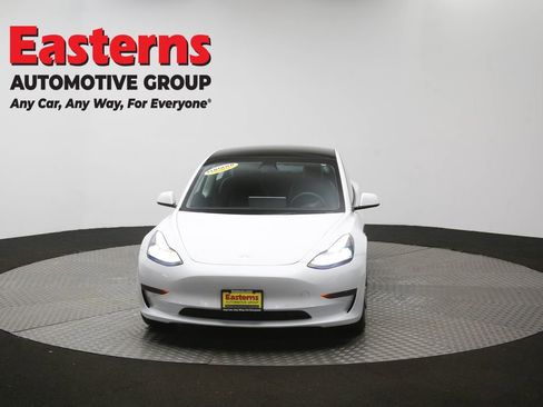 Used 2022 Tesla Model 3 Standard Range image 48