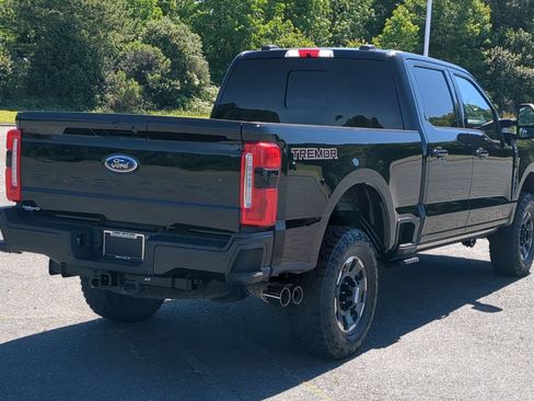 Certified 2023 Ford F250 Lariat w/ Lariat Ultimate Package AWD/4WD image 4