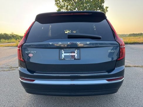 New 2026 Volvo XC90 B6 Plus w/ Protection Package Premier image 4