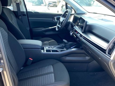 New 2026 Kia Sorento LX FWD image 24