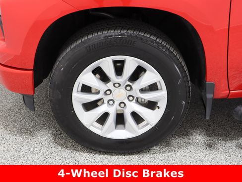 Used 2024 Chevrolet Silverado 1500 Custom image 11