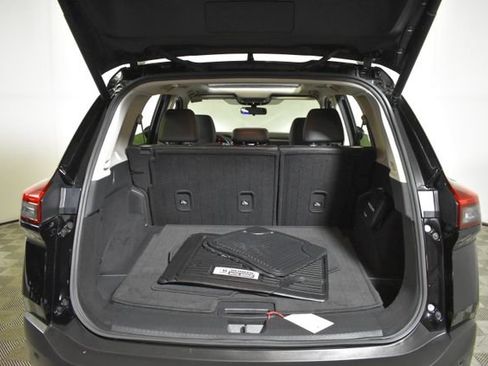Certified 2023 Nissan Rogue SV w/ SV Premium B Package AWD/4WD image 29