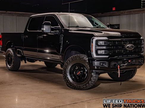 Used 2024 Ford F250 Lariat w/ Lariat Ultimate Package AWD/4WD image 1