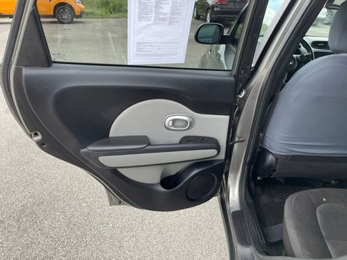 Used 2016 Kia Soul w/ Convenience Package FWD image 48