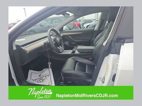 Used 2023 Tesla Model 3 Standard Range RWD image 1