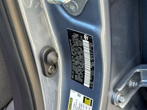 Certified 2025 Toyota Corolla SE image 36