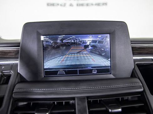 Used 2024 Chevrolet Tahoe LS RWD image 29
